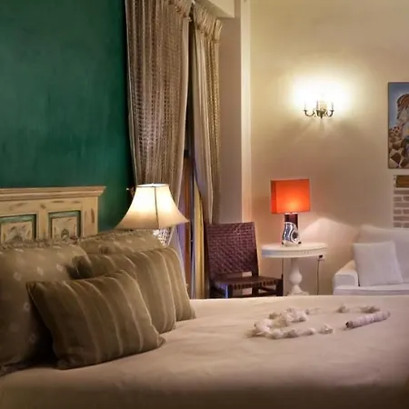 Avli Lounge Hotel