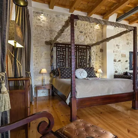 Avli Lounge 5*