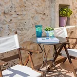 Avli Lounge Ретимно (Крит)