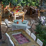 Avli Lounge Готель Ретимно (Крит)