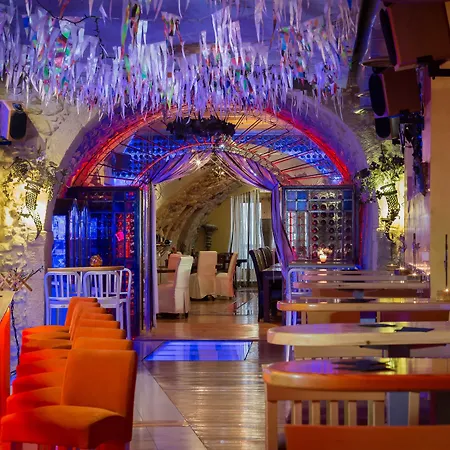 Готель Avli Lounge 4*