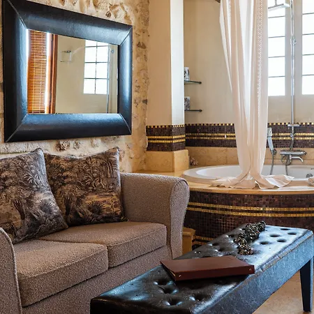 Avli Lounge Hotel