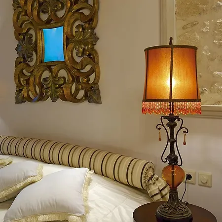 Avli Lounge Hotel