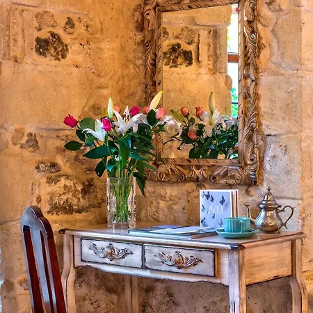 Avli Lounge فندق ريثيمنو