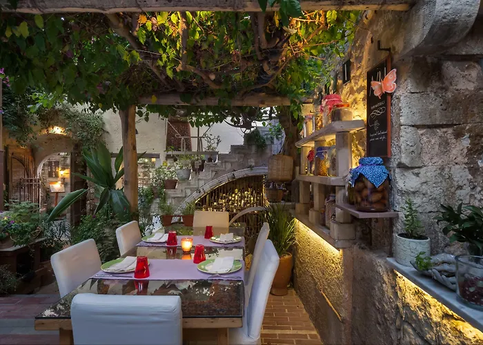 Готель Avli Lounge Ретимно (Крит)