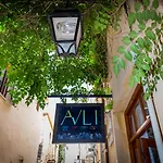 酒店 阿维利隆琦公寓式酒店 4*