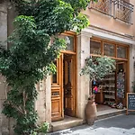 阿维利隆琦公寓式酒店