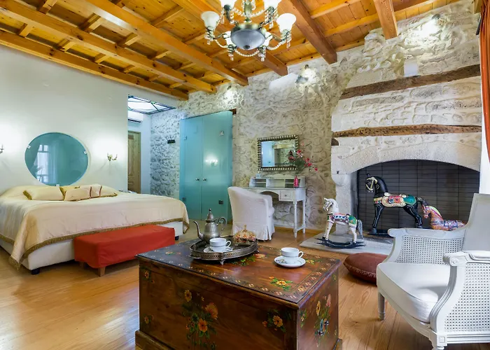 מלון Avli Lounge 4*